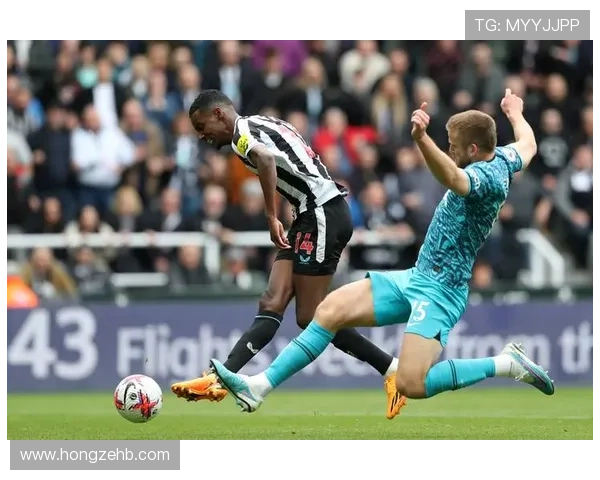 纽卡第二球引争议吉马良斯越位位置引发机构重新审视判罚